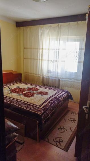 Vand Apartament 4 camere - decomandat, Cartier Crihala, Zona Pipa - 7