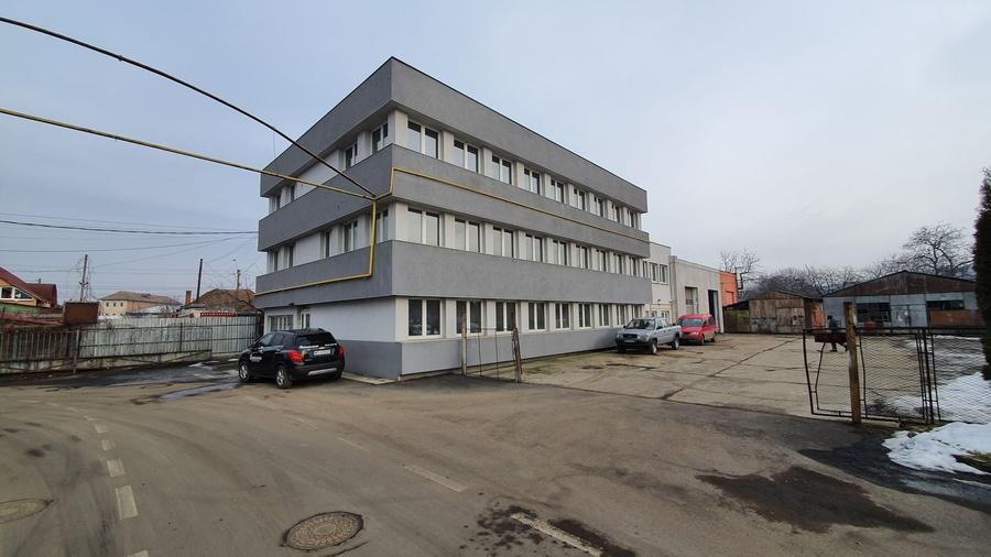 Spatii birouri,recent renovate si mobilate - 8