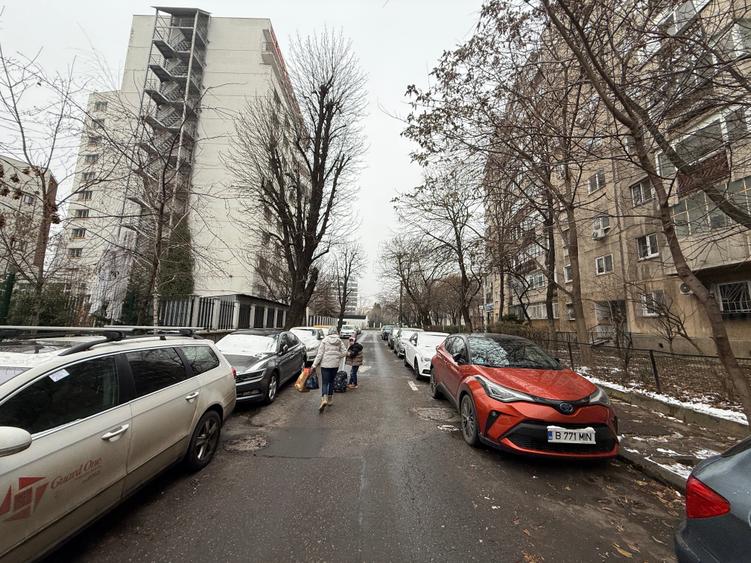 Garsonieră Timpuri Noi gură de metrou - 31