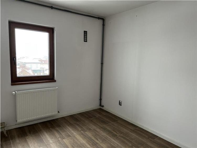 Vand ap.3cam,decomandat,2bai,renovat recent,Gheorgheni-zona Ariesului - 2