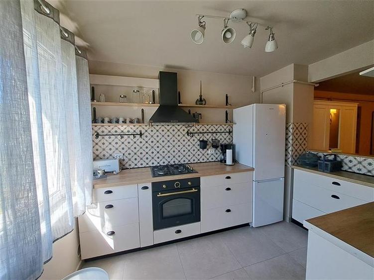 Apartament cu 4 camere, 100 mp utili, situat in zona Centrala! - 3