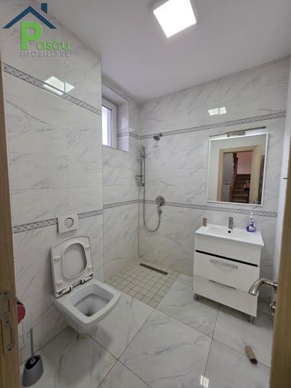 Vila Otopeni, drumul Garii Balotesti, aeroport, 4 camere, 3 bai, teren 300 mp - 12