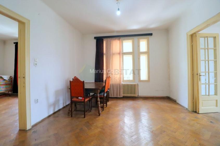 Ultracentral, Unirii, loc de parcare în curtea imobilului