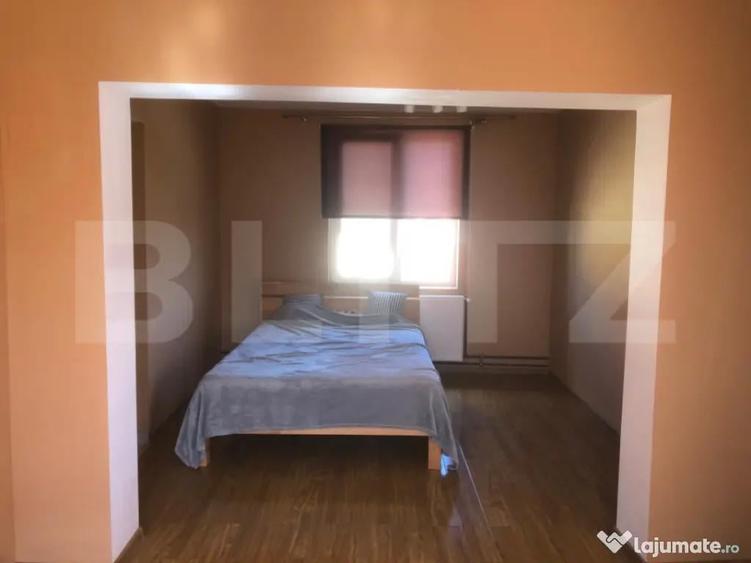 De vanzare , casa cu teren intravilan 3000mp , zona Ciuperc - 10