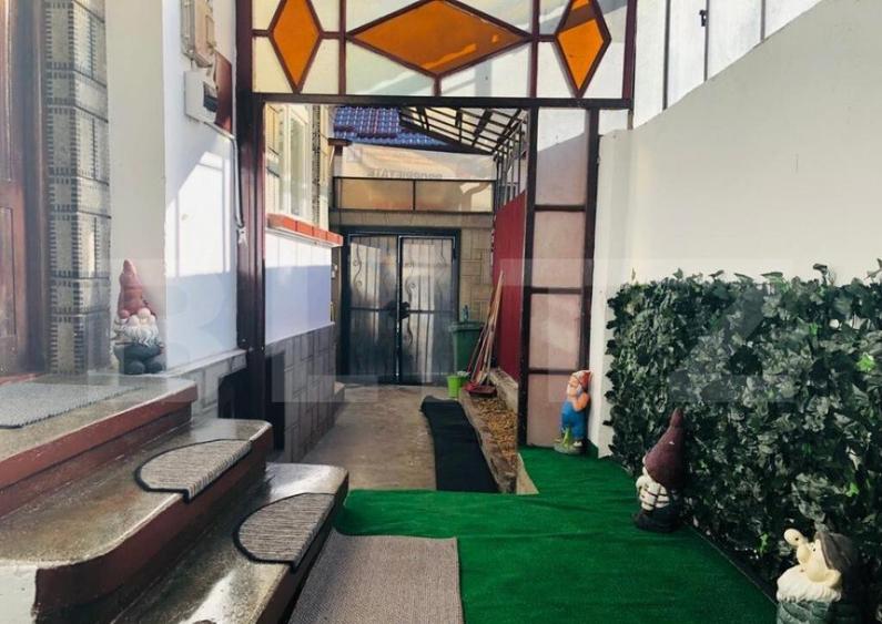 De vanzare, casa in Schei - 11