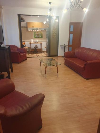 Inchiriere apartament  5 camere/Zona Domenii/Loc de parcare inclus - 4