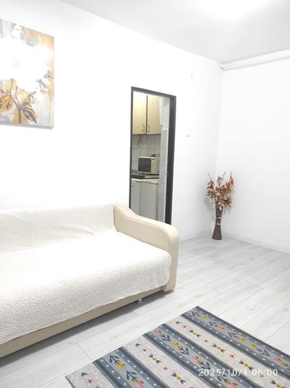 Garsoniera 25mp zona Unitatea Militara 29.500eur neg - 7