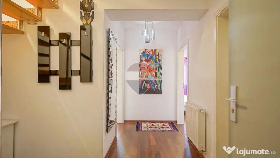 Apartament cu 3 camere decomandat în Central
