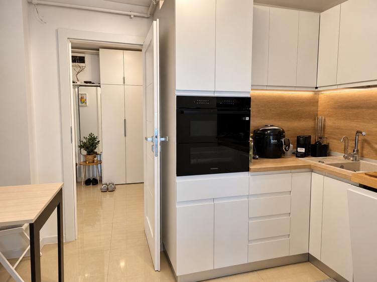 Apartament cu 3 camere decomandat în Tomis III