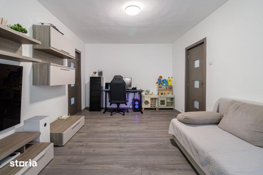 Apartament cu 2 camere semidecomandat, mobilat în Sălăjan