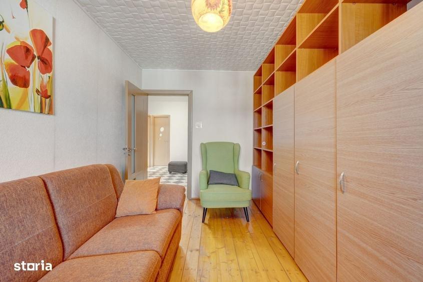 Apartament cu 4 camere semidecomandat în Dristor