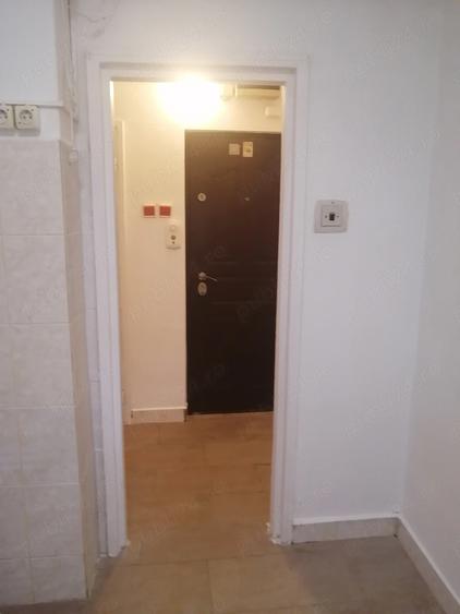 Apartament cu 2 camere decomandat în Săsar