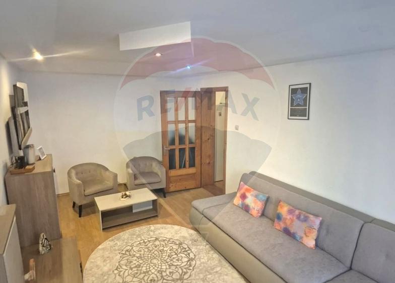 Apartament cu 2 camere decomandat, mobilat în Tohanu Vechi