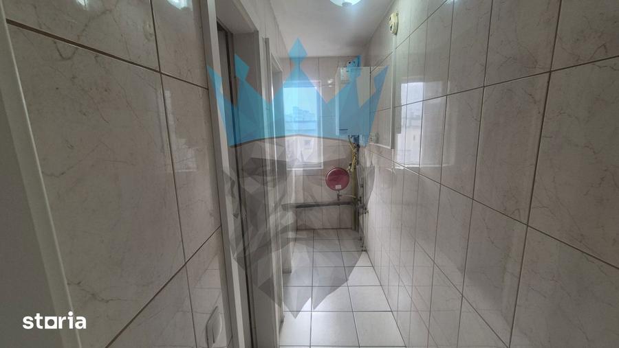 Spațiu comercial, de 21 mp, în Decebal