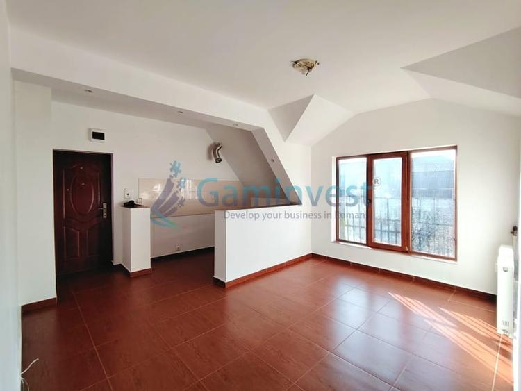 Apartament cu 3 camere decomandat în Vest