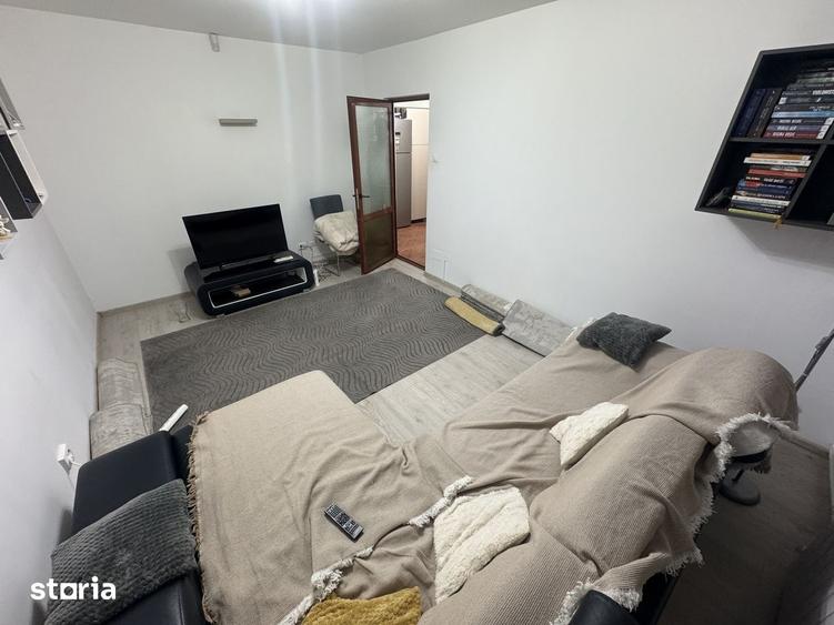 Apartament cu 2 camere decomandat, mobilat în Coiciu