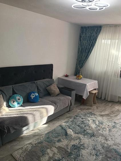Apartament cu 2 camere decomandat în Micro 5