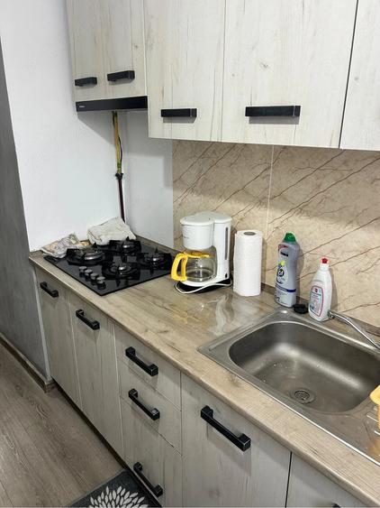 Apartament cu 2 camere decomandat în Micro 15