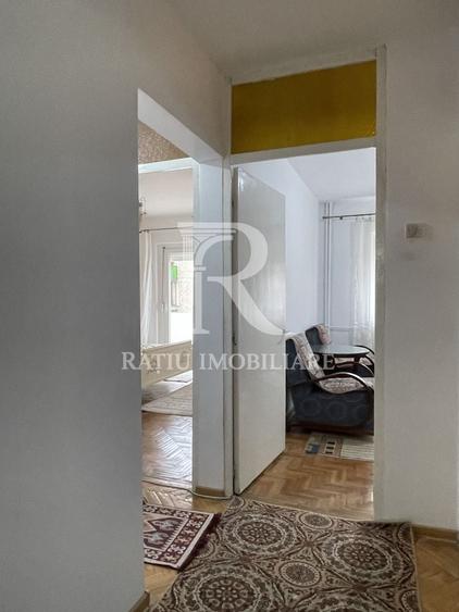 Apartament cu 3 camere | Decomandat | Decebal  | Oradea - 12