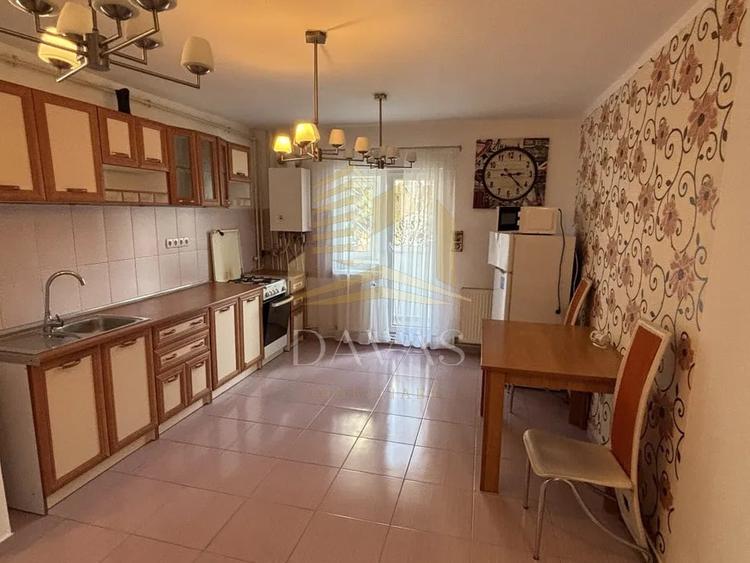 Apartament cu 2 camere decomandat, mobilat în Zorilor