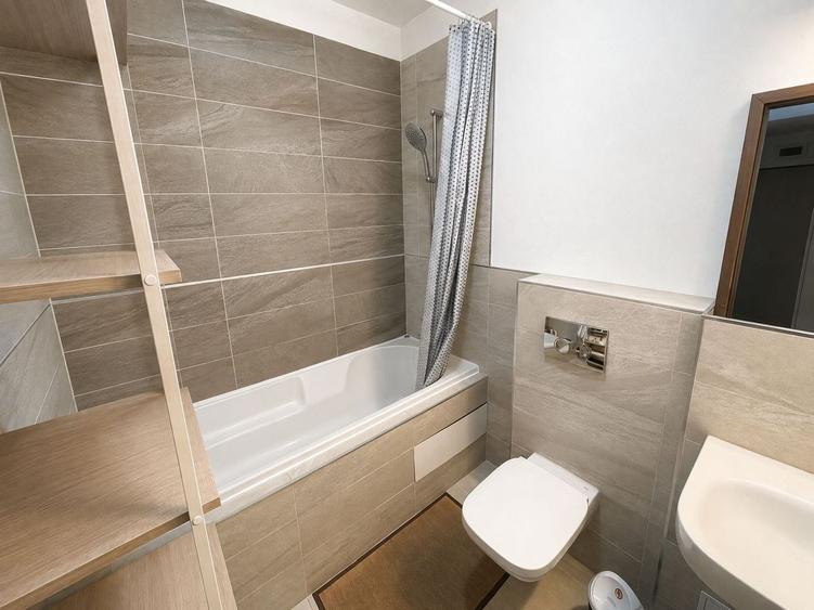 Apartament cu 2 camere semidecomandat, mobilat în Bună Ziua