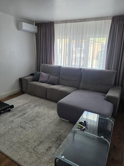 Apartament cu 4 camere decomandat în Boș