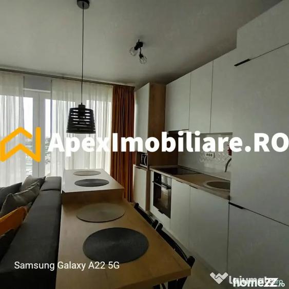 Apartament cu 2 camere decomandat în Parcul Carol