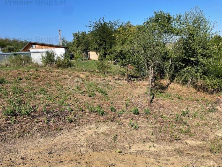 Teren Construcții intravilan de 477 mp, în Aroneanu