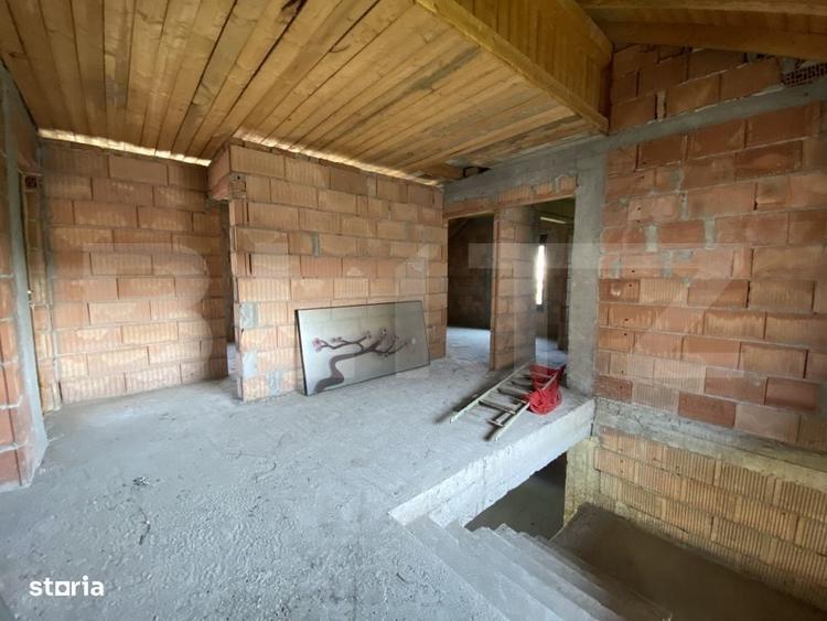 Casă cu 4 camere cu Teren 400 Mp în Decebal