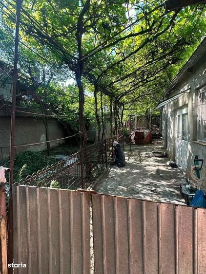 Casă cu 3 camere în Central