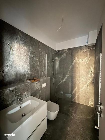 Apartament cu 3 camere în Cetate
