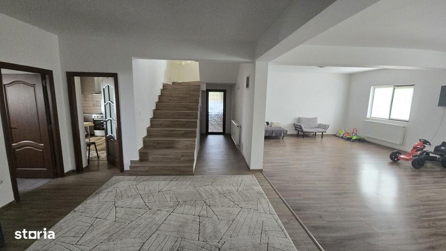 Casa de vanzare P+M suprafa?a 265 mp in Sfantu Gheorghe , Ialomi?a - 5