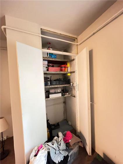Apartament cu 2 camere semidecomandat, mobilat în Buziașului