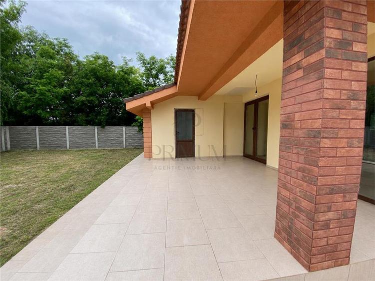 SANMIHAIUL ROMAN - CASA INDIVIDUALA 3 CAMERE - 2 BAI - 2 TERASE - 12