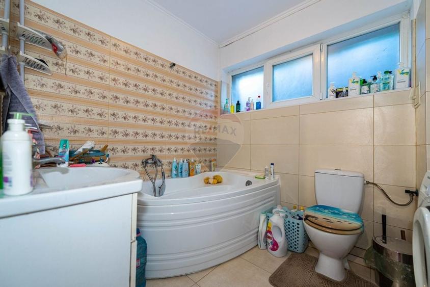 Apartament deosebit 3 camere, decomandat, vanzare, 100mp curte proprie - 9