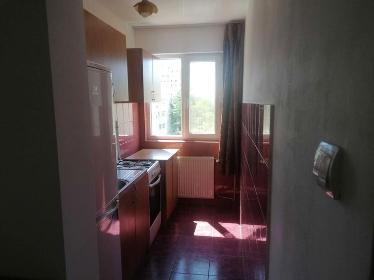 Inchiriez apartament cu 2 camere zona Spitalul Judetean - 7