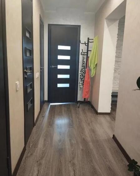 Apartament cu 3 camere de vanzare zona Drumul Sarii - 6