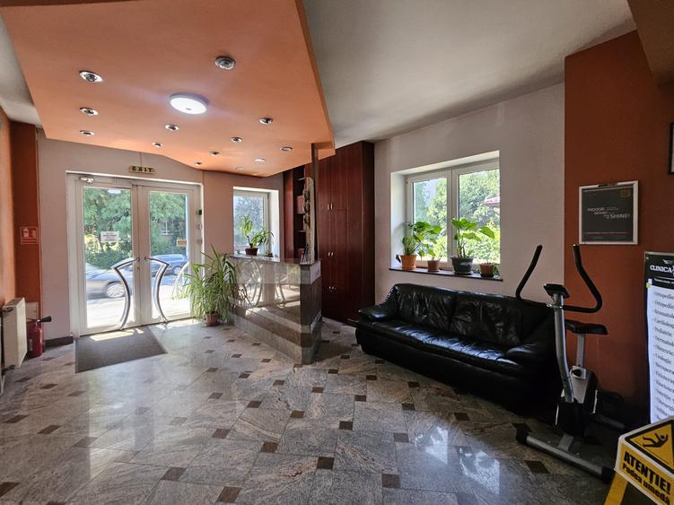 Spatiu birou - compartimentat- Domenii - 1