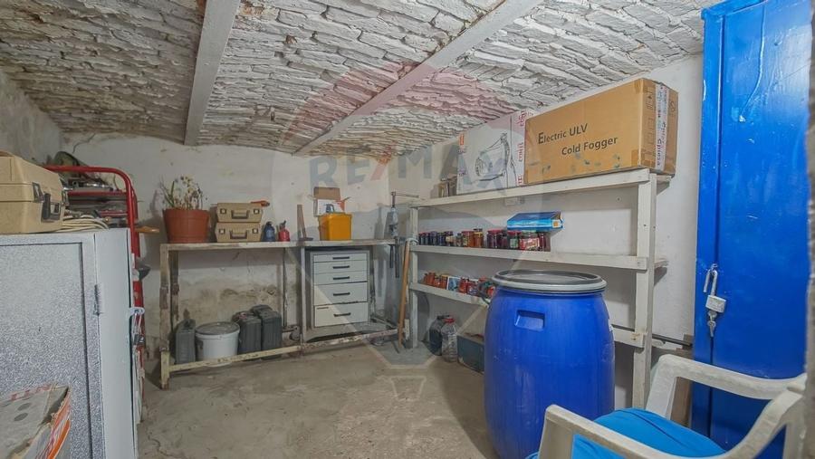 Casa spatioasa si practica, aproape natura si oras- Cartier Darste - 24