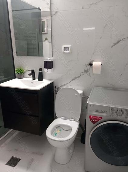 Inchiriez Camera la Curte - 4