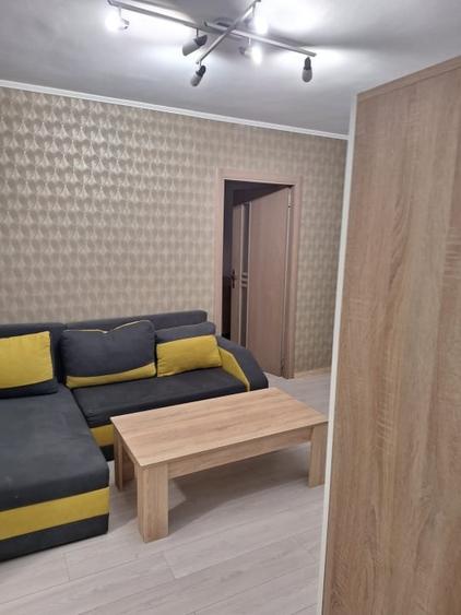 Apartament cu 2 camere semidecomandat, mobilat în Olteniței