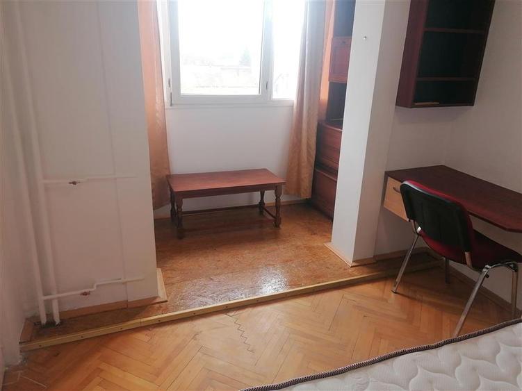 Proprietar Etaj Intermediar zona Sagului Kaufland - 4