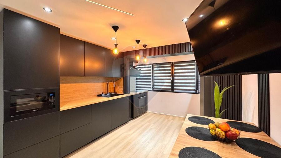 Apartament cu 4 camere, de vanzare, Tomis Nord, Rovere - 12