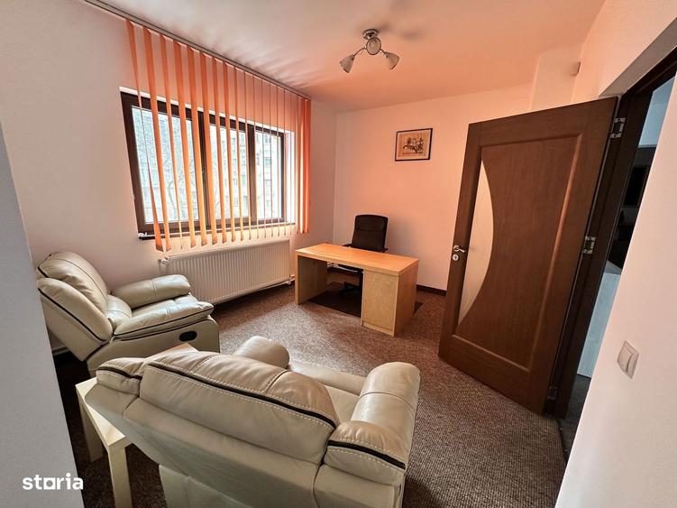 Casa De Vanzare Mobilata Pretabil Afacere Liberty Mall Trafic Greu - 4