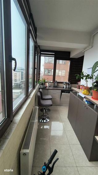 Apartament cu 3 camere decomandat în Dudu