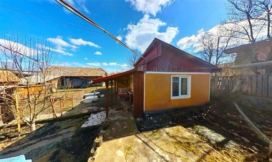 Tur Virtual! Casa traditionala+ domeniu de 4.300 mp,livada, anexe:refugiu apreci - 14