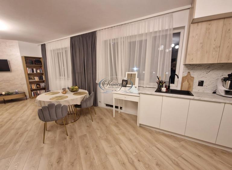 Apartament cu 3 camere semidecomandat, mobilat în Florești