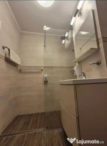 Apartament cu 2 camere semidecomandat în Răcădău