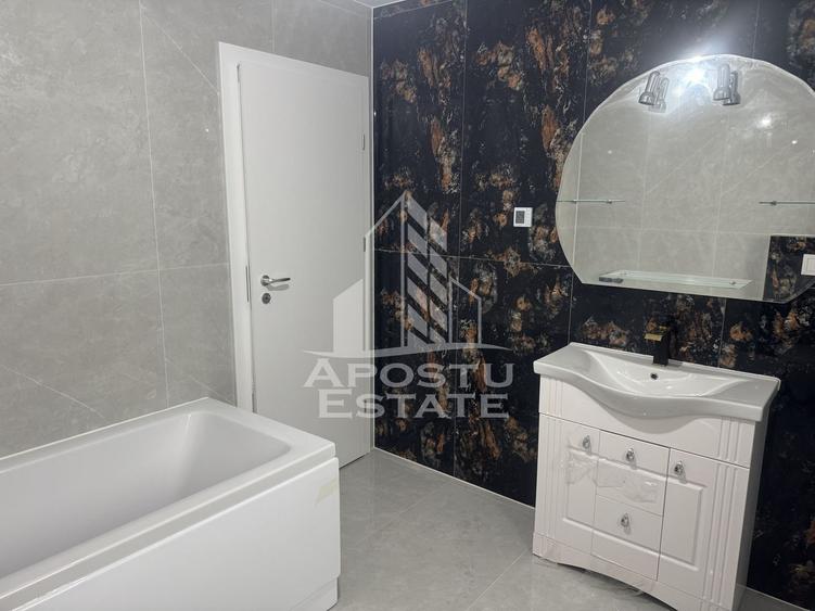 Duplex  despărțit prin garaj și camera tehnică în Giarmata - 14