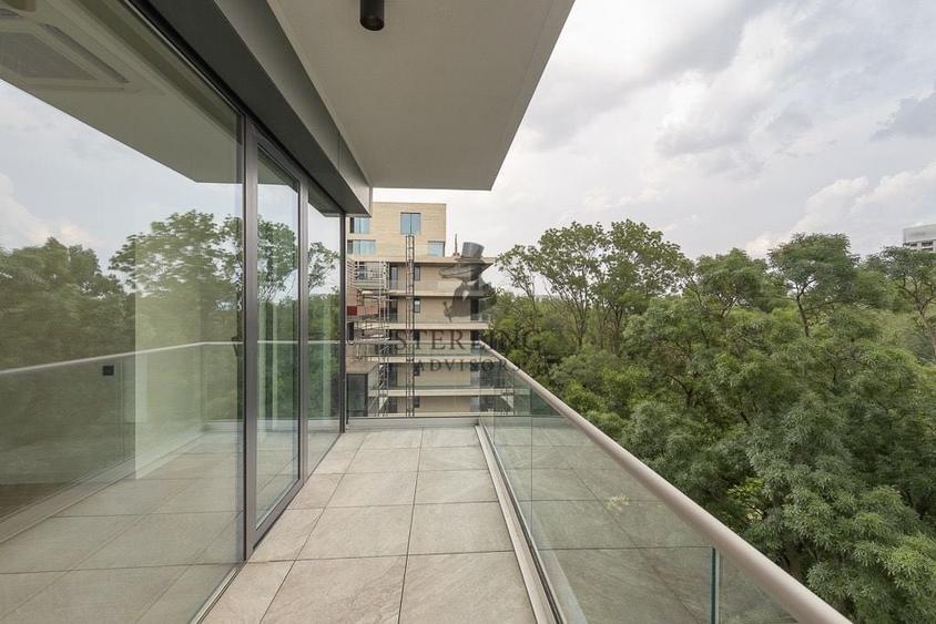 Floreasca - 3 camere cu vedere libera spre parc - 150 mp - 5